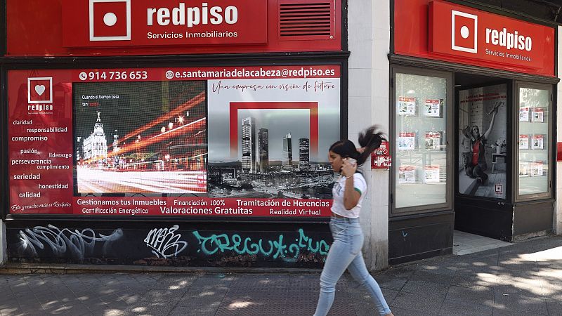 Inestabilidad laboral, falta de ahorros y sueldos bajos: la misión imposible de los jóvenes para poder comprar un piso