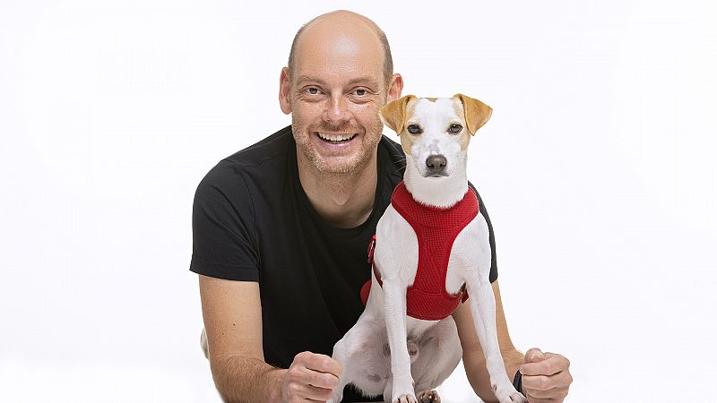 Pipper, el primer perro que ha dado la vuelta a España, protagonizará un nuevo programa en La 2