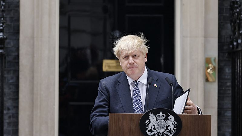 El enredo político británico no cesa: Johnson comienza a recibir apoyos para volver a Downing Street