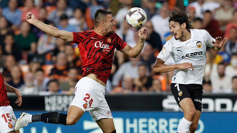 El Mallorca remonta y se impone al Valencia en Mestalla