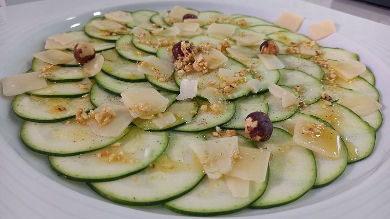Recetas de Navidad | Carpaccio de calabacín con frutos secos de Sergio Fernández