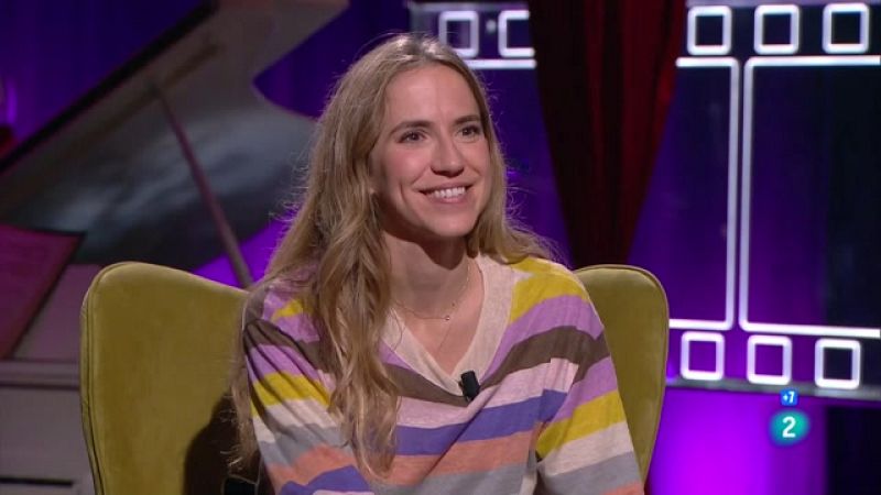 L'actriu Aina Clotet interpreta a la dona d'un futbolista que amaga molts secrets a 'Enemiga del pueblo'