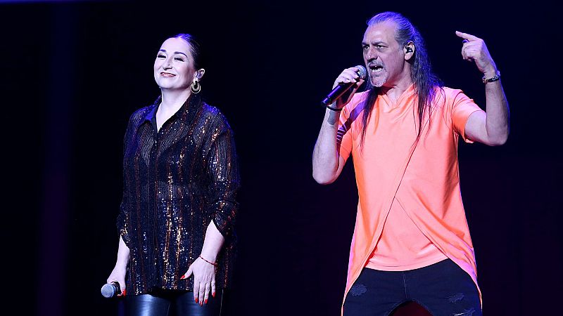 La música que acompaña de Camela, su metamorfosis en Star Wars