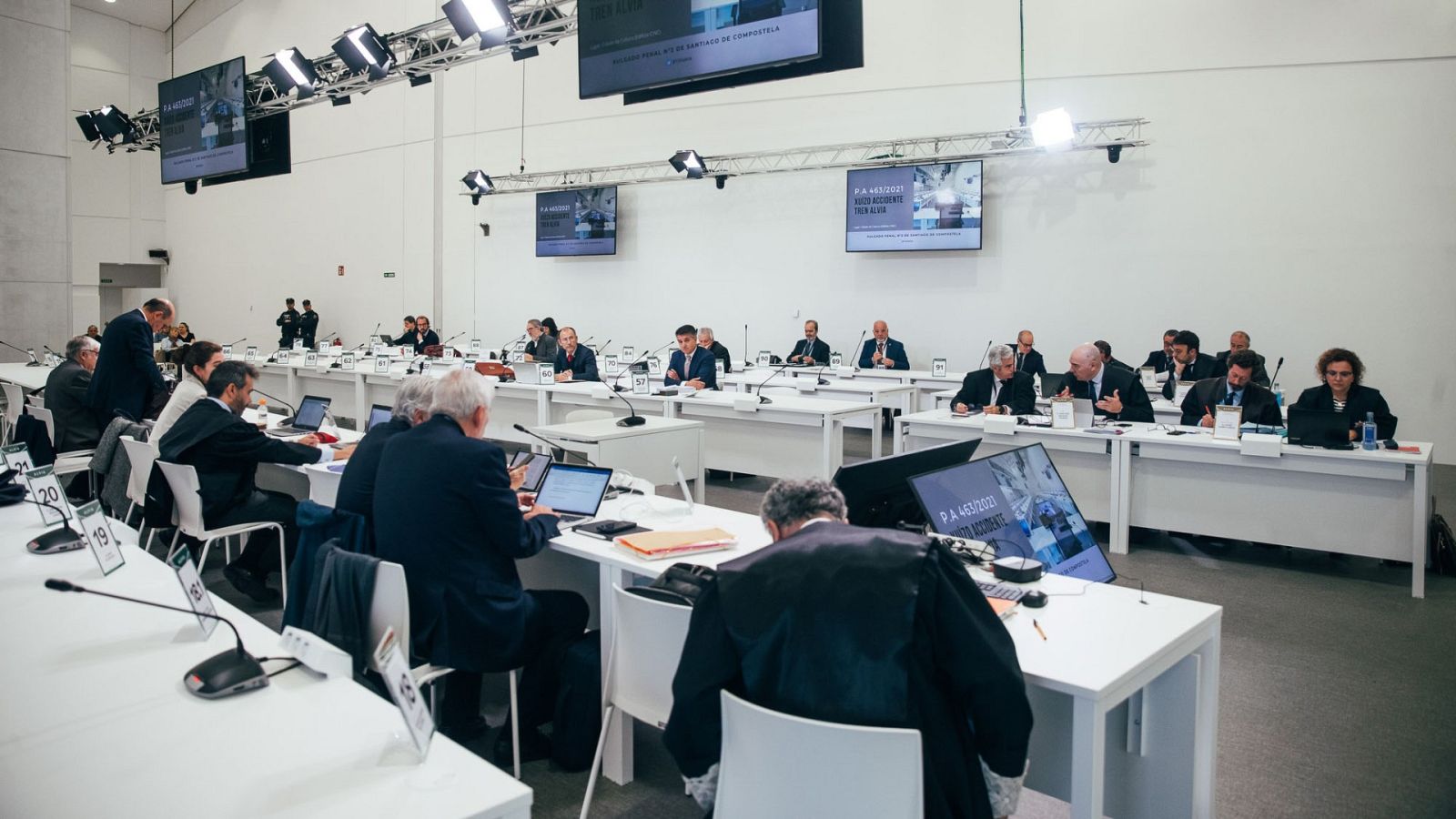 Continúa el juicio por el accidente de tren en Santiado que dejó 80 muertos