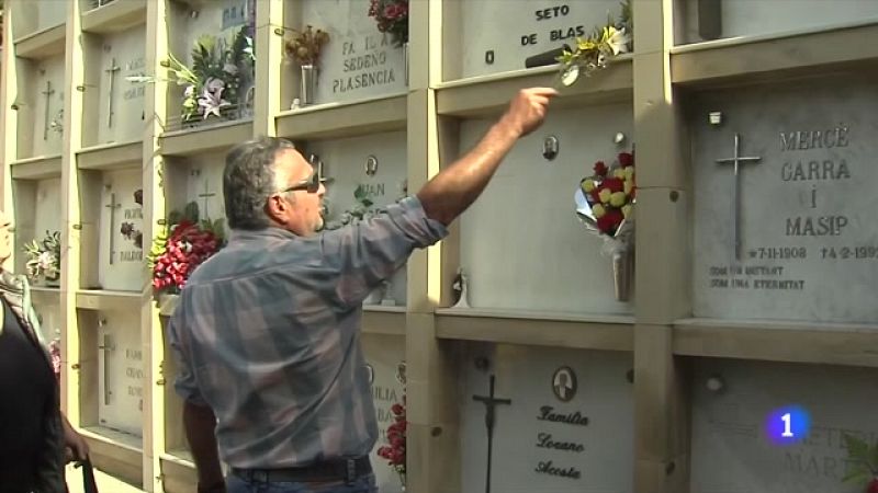 Desconcert al cementiri de Lleida: desapareixen un centenar d'objectes