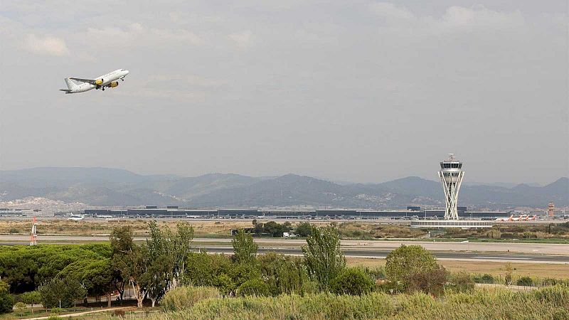 La caída de un cohete chino cierra durante una hora parte del espacio aéreo de España y deja vuelos retrasados