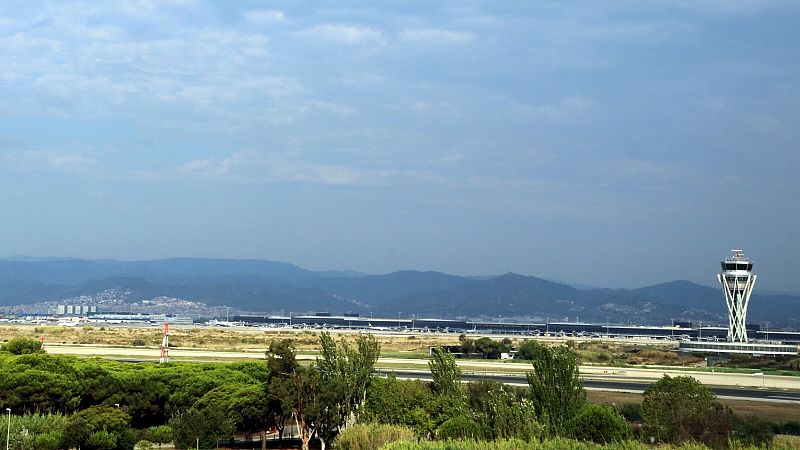 El volcà islandès i la invasió de les pistes del Prat: precedents del tancament de l'espai aeri a Catalunya