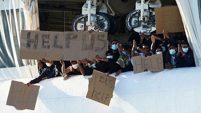La ONU pide a Europa que facilite el desembarco urgente de los 600 migrantes que esperan en el Mediterráneo