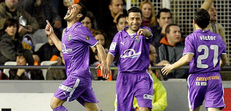 El Valladolid impone su ley ante el Valencia