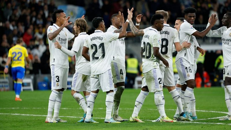 El Real Madrid hace los deberes ante el Cádiz antes del parón mundialista