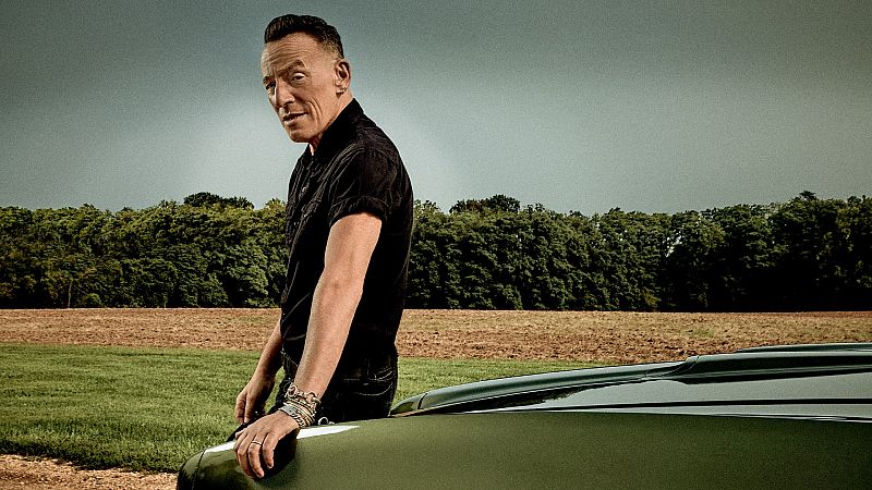 Bruce Springsteen recrea el soul de su infancia con 'Only the strong survive'