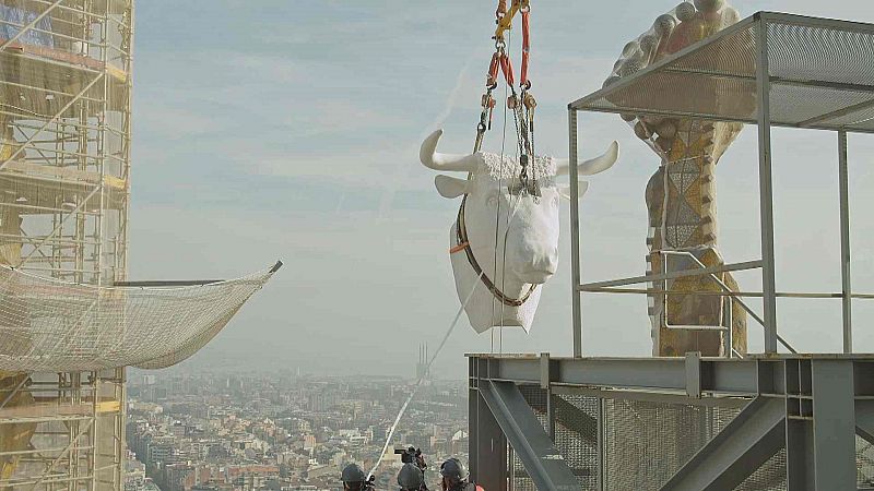 Un pas més en els treballs de la Sagrada Família: acabada la torre de Lluc