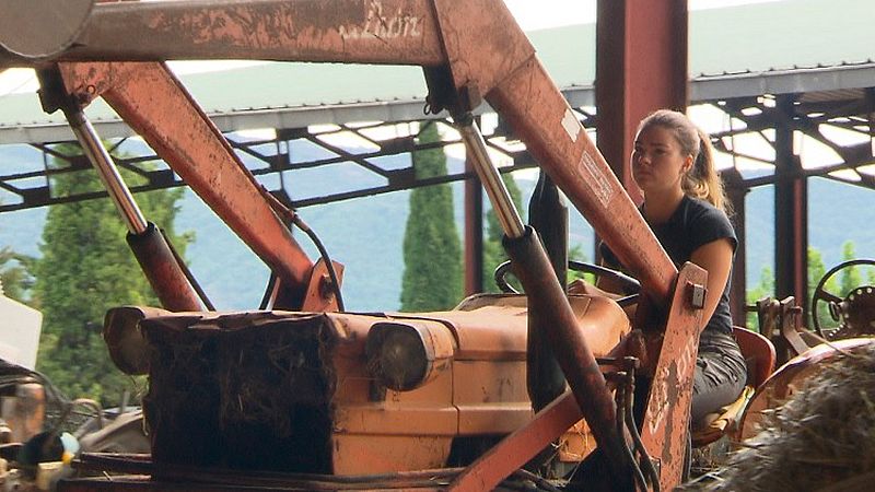 Mujeres rurales, el relevo: jóvenes dispuestas a romper moldes