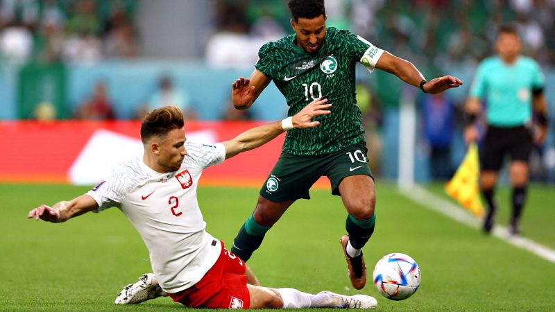 Polonia 2-0 Arabia Saudí: Así ha sido la victoria de las 'Águilas Blancas' frente a los 'Halcones Verdes'
