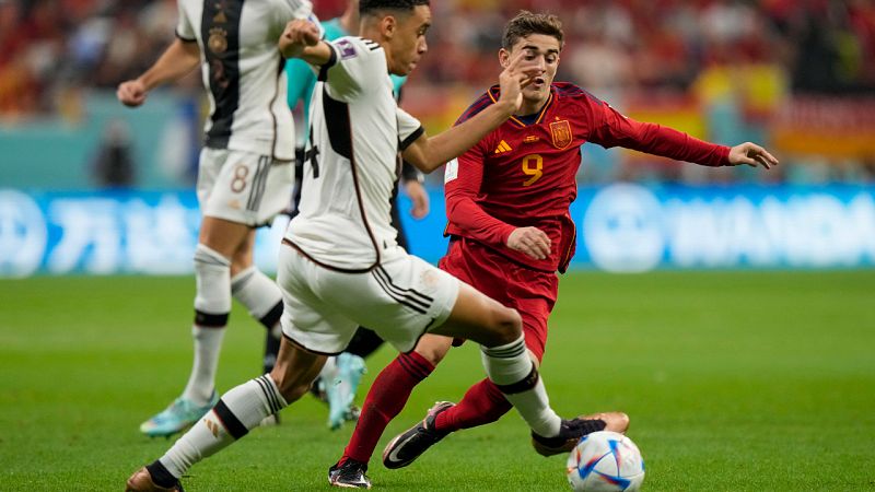 España (1) - (1) Alemania: un punto agridulce pero la selección depende de sí misma para ser primera de grupo