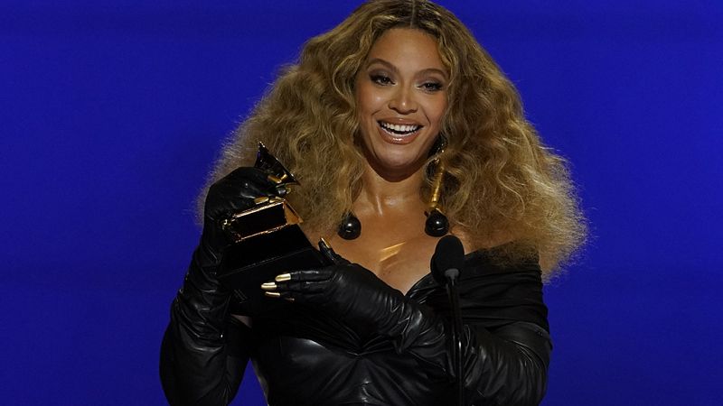 Beyoncé lidera las nominaciones a los Grammy e iguala el récord histórico