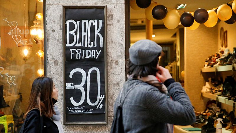 'Black Friday' e inflación: el sector prevé que la subida de precios frene las compras y los envíos