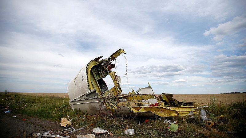 Un tribunal holandés declara culpables a dos rusos y un ucraniano del derribo del vuelo MH17 en 2014