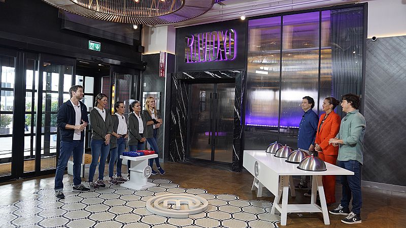 La semifinal de 'MasterChef Celebrity' se disputa en el restaurante RavioXO de Dabiz Muñoz
