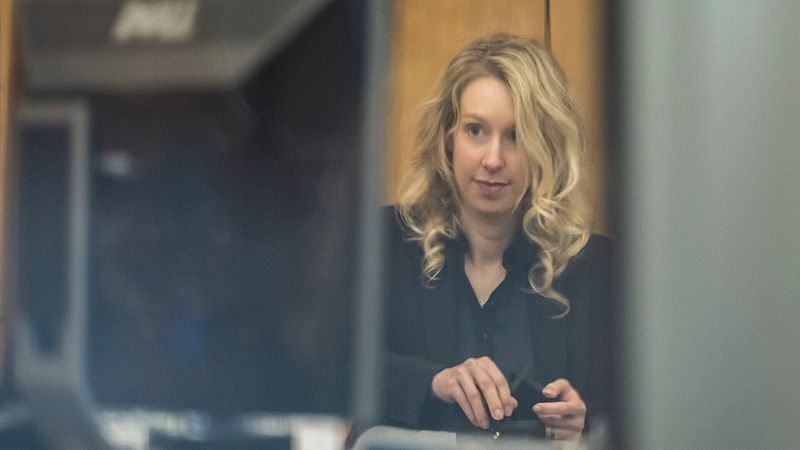 Once años y tres meses de prisión para Elizabeth Holmes, fundadora de Theranos