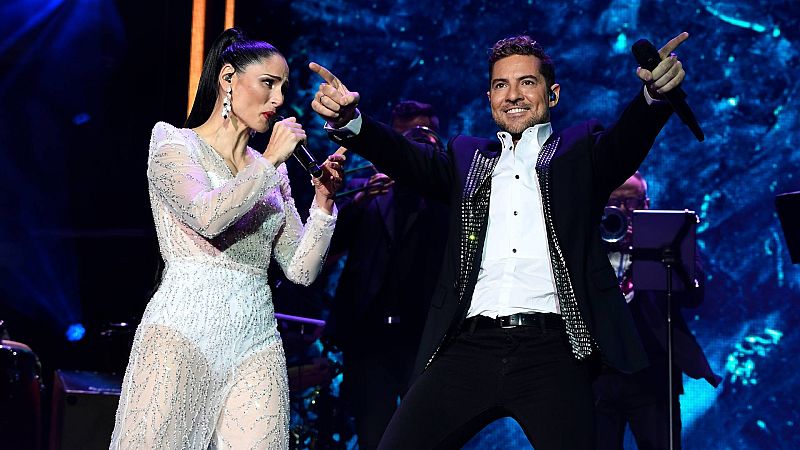 Bisbal surca un sueño de 20 años acompañado por sus amigos en su tierra