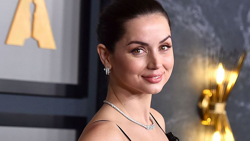 Governors Awards, alfombra roja: Ana de Armas y el vestido 'prohibido' del que todos hablan