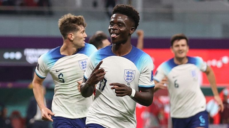 Inglaterra confirma su condición de favorita con una goleada ante Irán
