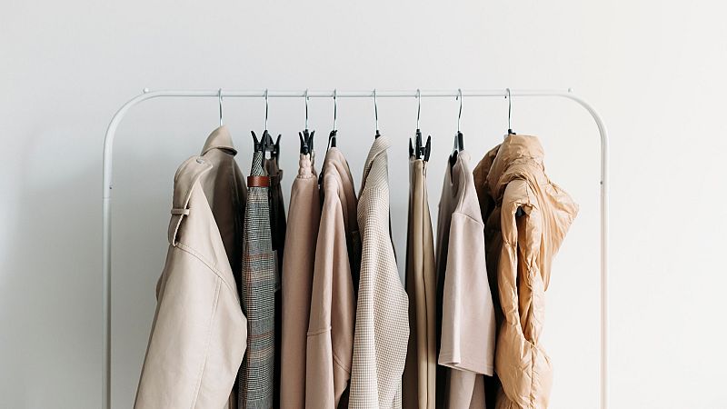 El minimalismo frente al Black Friday, una herramienta contra la impulsividad: "Te hace consciente de lo esencial"