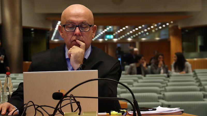 L'Eurocambra posa en dubte la legalitat de l'escó de Puigdemont