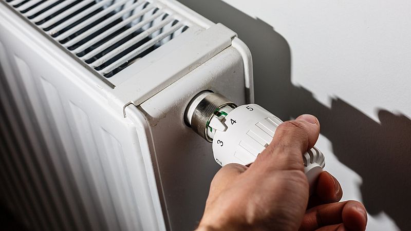 Polonia se une a Alemania y también congelará el precio del gas en 2023