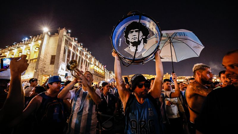 Argentina se encomienda a Maradona: "Esperemos que nos tire desde arriba un zurdazo mágico"