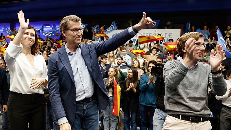 Feijóo y Ayuso cargan contra Sánchez: "Es servil con el independentismo y cruel con los constitucionalistas"