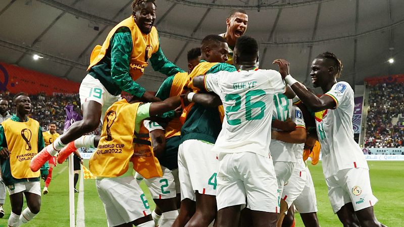 Países Bajos y Senegal pasan a octavos de final del Mundial de Qatar relegando a Ecuador y a la anfitriona