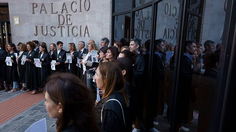 Los letrados de la Justicia van a la huelga para reclamar subidas salariales