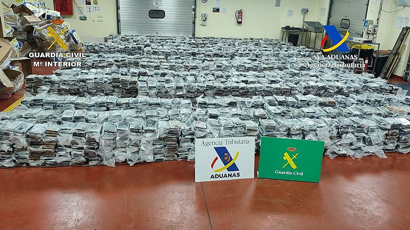 Intervienen 5,5 toneladas de cocaína en Valencia, el mayor alijo incautado en España desde hace más de cuatro años