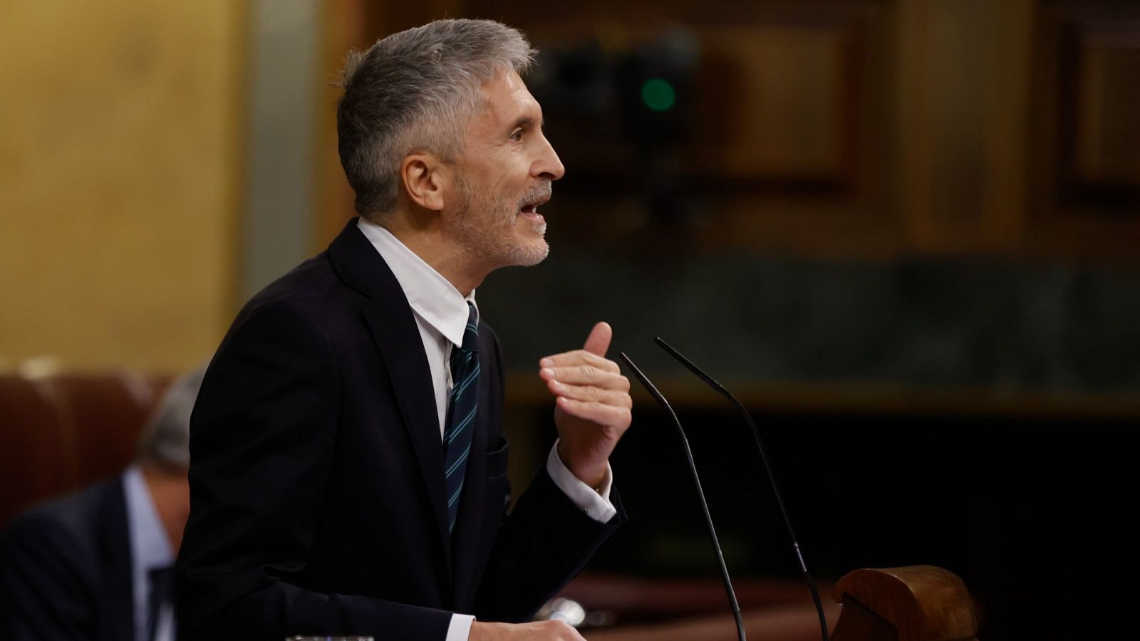 Marlaska insiste en que no hubo muertos en territorio español ni se "desatendió" a los migrantes en la tragedia de Melilla