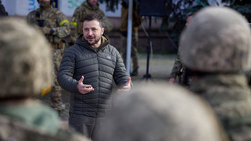 El conflicto de Ucrania narrado por Zelenski: "Ya no es la guerra de otros"
