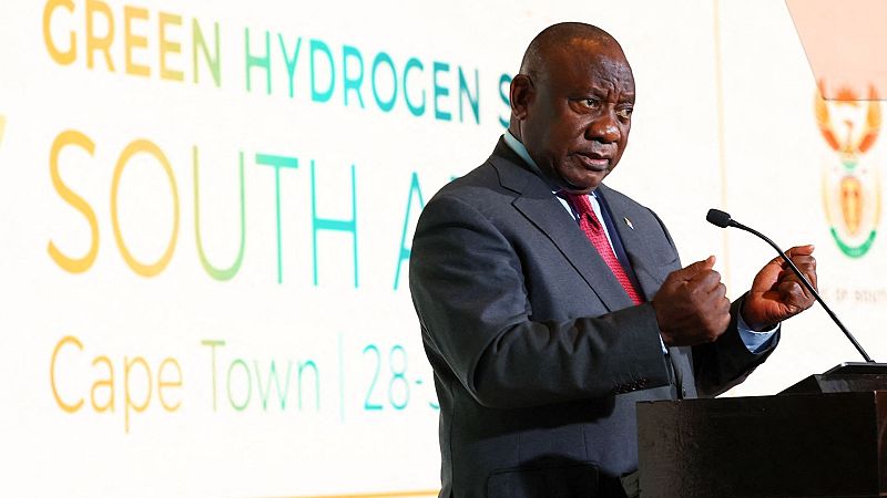 Un grupo de expertos concluye que el presidente sudafricano Cyril Ramaphosa pudo violar leyes anticorrupción
