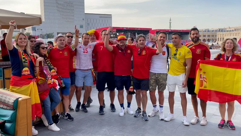 Marea Roja Fans, diez años alentando a España allá donde va