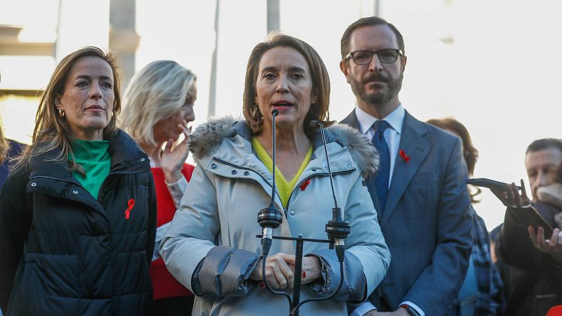 El PP se concentra en el Congreso para pedir la dimisión de Montero por la ley 'del sí es sí' y Vox se une