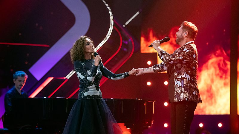 'Donde pongo la vida pongo el fuego', la historia de la canción de Miguel Poveda y Ana Belén