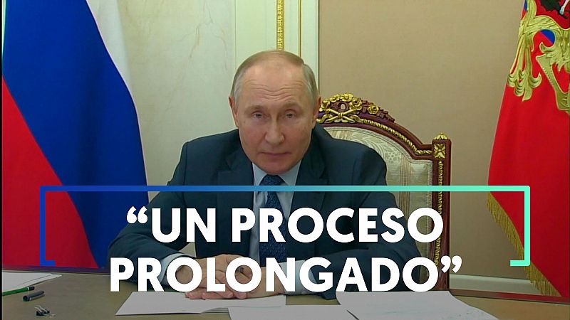 Putin reconoce que el conflicto en Ucrania podría alargarse y advierte de que "aumenta el riesgo de una guerra nuclear"