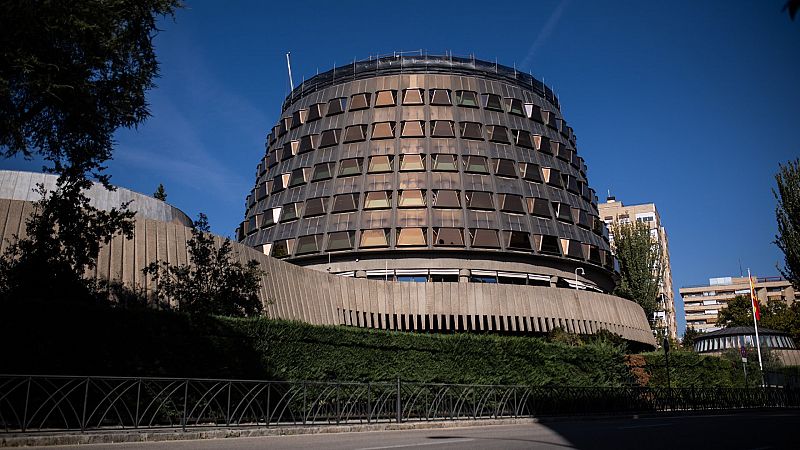 El Gobierno presenta un cambio legislativo para desbloquear la renovación del Constitucional