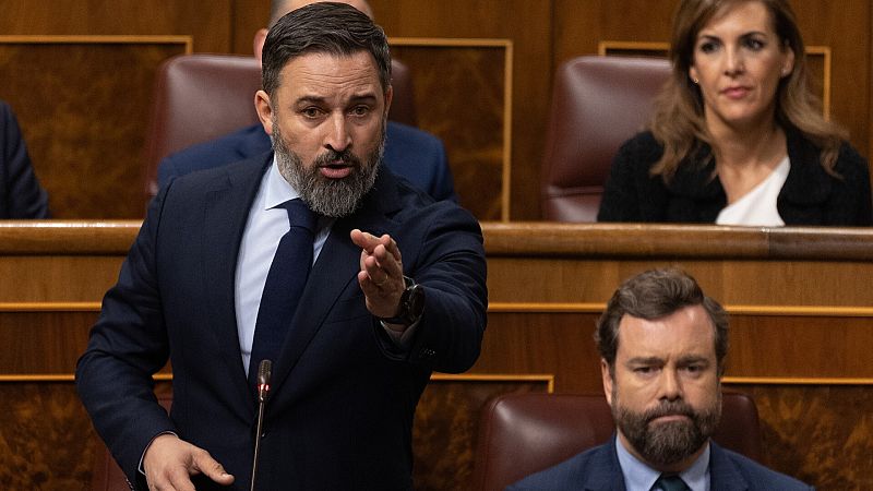 Vox propone a la oposición una moción de censura con un "candidato neutral" ante el "golpe constitucional" de Sánchez