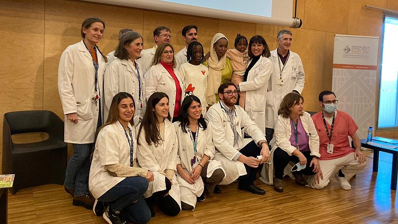 Una nena seleccionada genèticament aconsegueix curar una malaltia greu de la seva germana