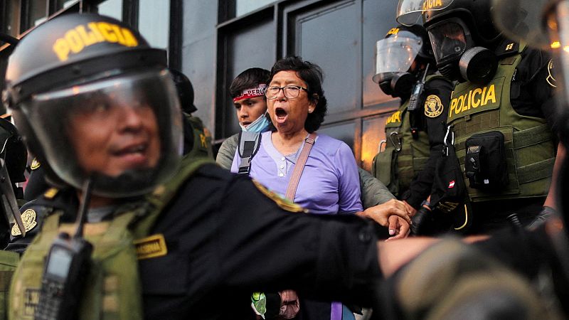 La justicia peruana dicta 18 meses de prisión preventiva para Pedro Castillo