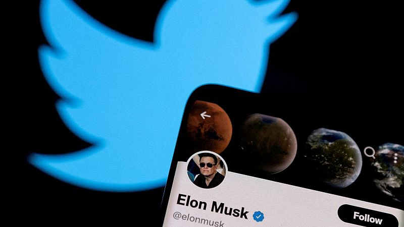 Musk restablece en Twitter las cuentas de los periodistas suspendidas por revelar la ubicación de su avión