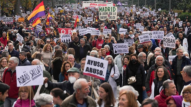 Más de 10.000 personas protestan en Madrid contra la privatización de la sanidad