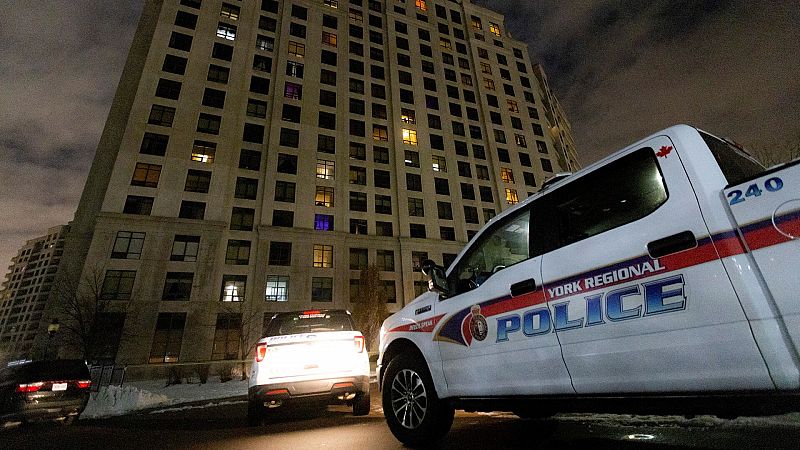 Al menos cinco muertos en un tiroteo en una ciudad al norte de Toronto, Canadá