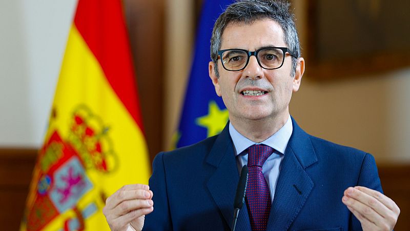 El Gobierno ve de "máxima gravedad" la paralización de la votación: "El TC detiene la acción legislativa"